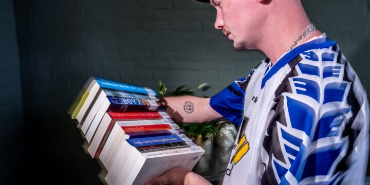 15 oktober, 16:30-18:30 – BoekenBalie x Jelmer Konjo: Rediscovered Collectie